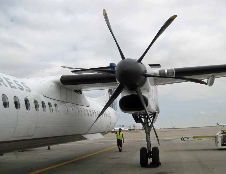 {ofBA Q400